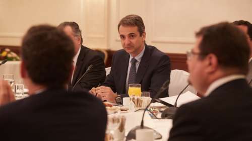 Τι είπε ο Μητσοτάκης σε συνάντηση με τους πρέσβεις των χωρών της Ε.Ε