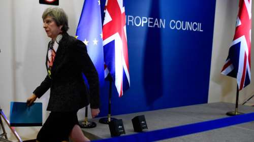 Δυνατότητα βέτο αποκτά η βρετανική Βουλή για το Brexit