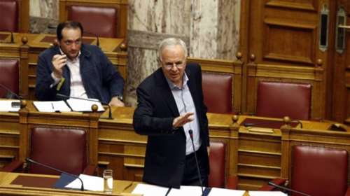Β. Αποστόλου: Ποτέ δεν είπα ότι οι αγρότες δημιούργησαν τα επεισόδια