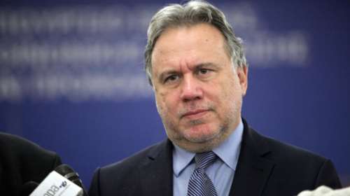 Κατρούγκαλος: Αντιευρωπαϊκές οι θέσεις του ΔΝΤ στα εργασιακά