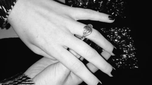 Γιατί στο Ποτάμι πουλούσαν ασημένια δαχτυλίδια;