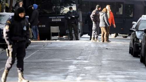 Επίθεση σε διμοιρία των ΜΑΤ στην Κυψέλη