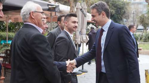 Γιατί ρίχνει βάρος στην &quot;επιχείρηση Κρήτη&quot; ο Μητσοτάκης