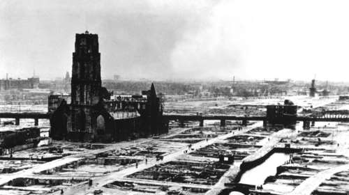 Όταν η Λουφτβάφε ισοπέδωσε το Ρότερνταμ λόγω της αντίστασης