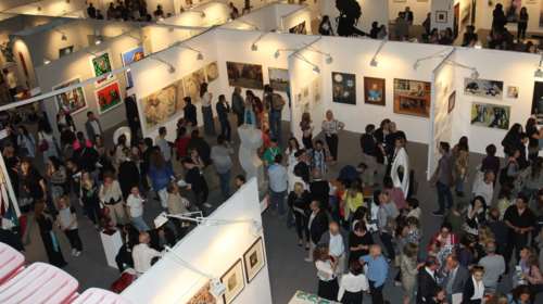 Η απάντηση των Αιθουσαρχών Τέχνης στον Α.Κανιάρη: Συκοφαντεί την Art Athina