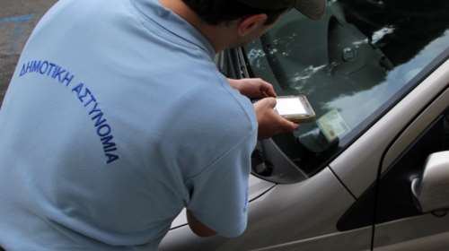 Μπάχαλο στο Δήμο Αθηναίων με τις κλήσεις της δημοτικής αστυνομίας