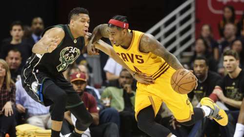 Η τάπα του Αντετοκούνμπο στο TOP 10 του ΝΒΑ-βίντεο