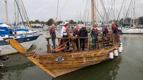 Αντίγραφο αρχαιοελληνικού πλοίου καθέλκυσαν οι Ισραηλινοί