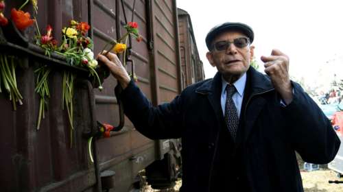 Θεσσαλονίκη: Πορεία μνήμης των Εβραίων για τα τρένα του Άουσβιτς