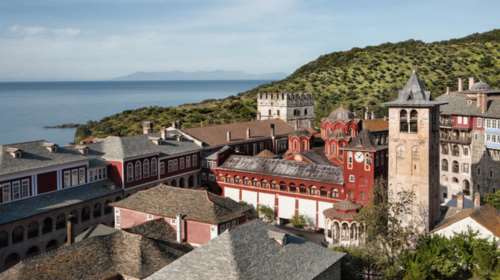 Αθανάσιος Πάπιστας: Πώς εμπλέκεται στους πλειστηριασμούς ο ξεχασμένος επιχειρηματίας από την υπόθεση Βατοπεδίου