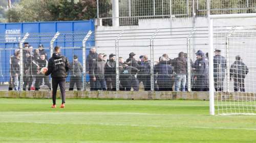 Χανιά: Τουλάχιστον 3 τραυματίες σε επεισόδια με οπαδούς του ΟΦΗ