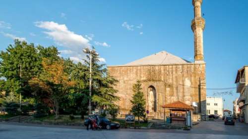 Πυροσβεστική: Η φωτιά στο τέμενος Βαγιαζήτ δεν προκλήθηκε από αναζωπύρωση