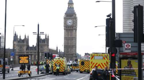 Μαρτυρία Ελληνίδας στο Λονδίνο: Χτύπησε τους διπλανούς μου