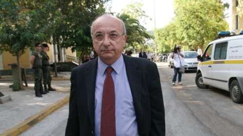 Γκαζάκια στο  σπίτι του Θ.Τσουκάτου στους Αμπελόκηπους