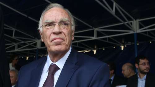 Ο Λεβέντης έσπασε την παράδοση και ξεσπάθωσε στην παρέλαση