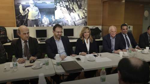 Ψάχνουν το νήμα μέσα στον λαβύρινθο της Κεντροαριστεράς