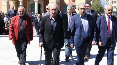 Αποδοκίμασαν τον Ζουράρι στην Κρήτη για τις δηλώσεις του