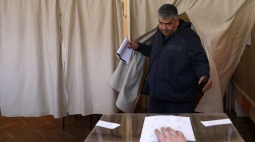Βουλγαρία: στις κάλπες η χώρα για εκλογή νέου κοινοβουλίου