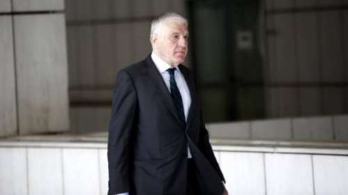 Υπόμνημα Παπαντωνίου στη Βουλή: Μόνος στόχος η συκοφάντηση μου