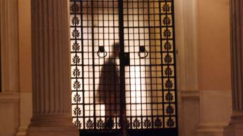 Κενολογία Μαξίμου σε non paper: Περιμένετε, θα ενημερωθείτε