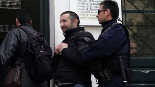 Οι φωνές δύο γυναικών έσωσαν τον φοιτητή από τους χρυσαυγίτες