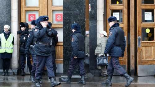 Κλειστός σταθμός του μετρό στην Αγ. Πετρούπολη, απειλή για βόμβα