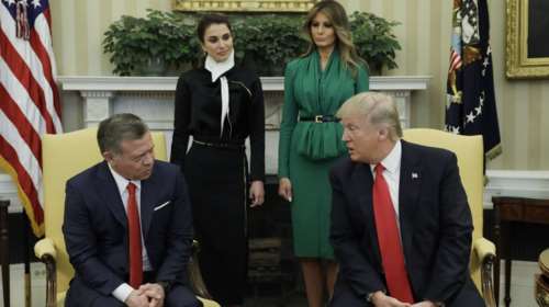 Βασίλισσα Ράνια - Μελάνια Τραμπ: Οι σύζυγοι ντεκόρ σε μια υποτιμητική φωτό