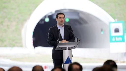 Προεξοφλεί πάλι ο Αλ.Τσίπρας συμφωνία και για το χρέος