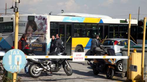 Φιλόλογος, σύντροφος του Μαρίνου πιάστηκε για το σαμποτάζ στα ΜΜΜ
