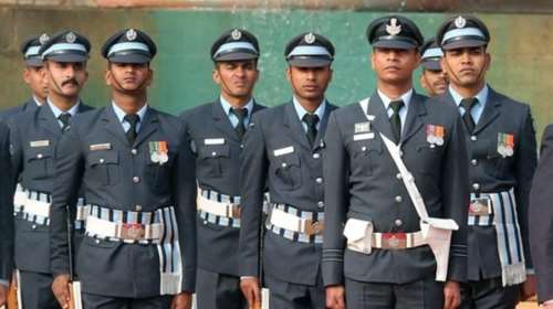 Σε ποια χώρα οι αστυνομικοί θα πρέπει να βλέπουν θέατρο για... επιμόρφωση;