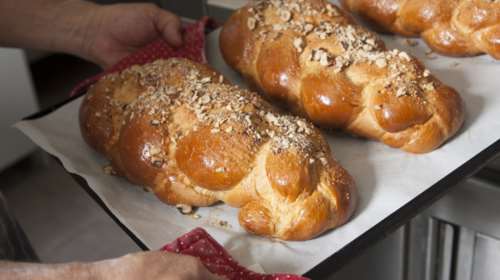 Αυτά είναι τα πέντε καλύτερα τσουρέκια για τις ημέρες του Πάσχα