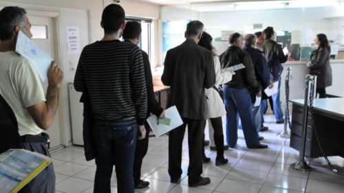 Στοιχεία σοκ: Το 17% των Ελλήνων πληρώνουν το 77% των φόρων