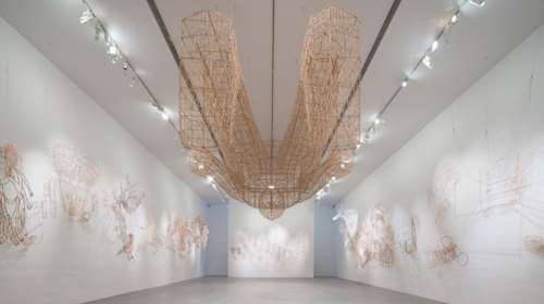 Αϊ Γουέι-Γουέι: Μετά τους πρόσφυγες, οι μυθολογικές φιγούρες