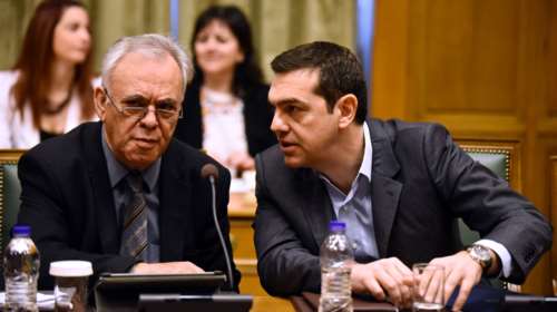 Κορδέλες και σκανδαλολογία τα... αντίμετρα για τα νέα μέτρα