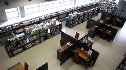 Μικροί και μεγάλοι στη γιορτή του βιβλίου, την Κυριακή 23 Απριλίου