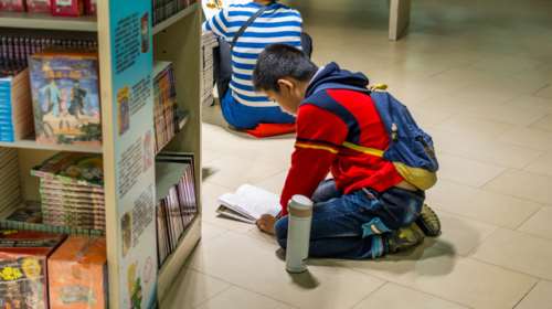 Δείτε πως γιορτάζεται σ&#39; όλο τον κόσμο η Παγκόσμια Μέρα Βιβλίου