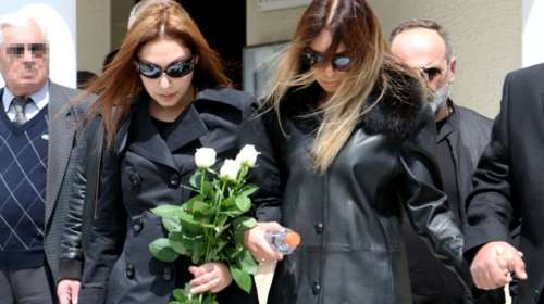 Το «τελευταίο αντίο» στον Στάθη Ψάλτη- Τραγική φιγούρα η γυναίκα του