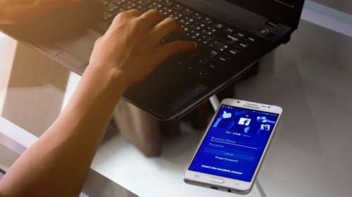 Ταϊλάνδη: Στραγγάλισε την 11 μηνών κόρη του live στο Facebook