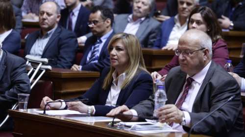 Η ΚΟ του ΠΑΣΟΚ στηρίζει την Φώφη Γεννηματά για το &quot;ξήλωμα&quot; στελεχών