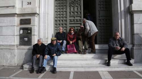 Επιβεβαίωση από Αχτσιόγλου: Θα μειωθεί το 30% των συντάξεων