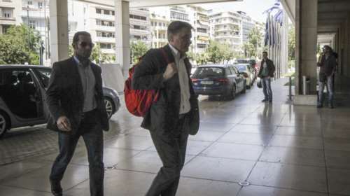 Ξαναρχίζουν οι συναντήσεις των υπουργών με τους Θεσμούς