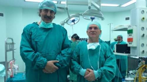 Σόου Πολάκη στη Ζάκυνθο: Άφησε το υπουργείο και... μπήκε στο ιατρείο