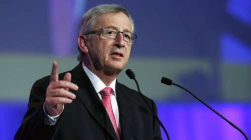 «Καρφί» Γιούνκερ: Τα αγγλικά χάνουν τη σημασία τους στην ΕΕ