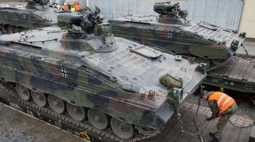 Γερμανία: Ερευνα σε όλους τους στρατώνες για τυχόν ναζιστικά ενθύμια