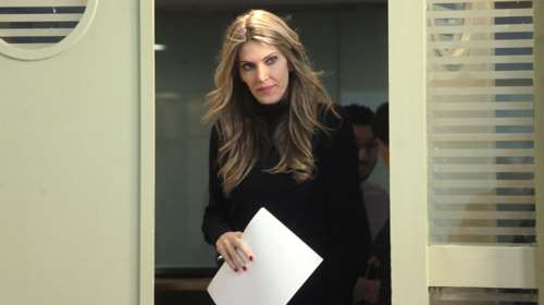 Ποιοι απειλούν την Εύα Καϊλή, ζητεί αύξηση της φρουράς της