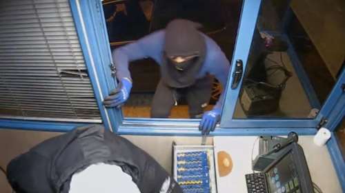 Το ντου των ληστών των χρηματοκιβωτίων στα διόδια της Αττικής οδού - Βίντεο