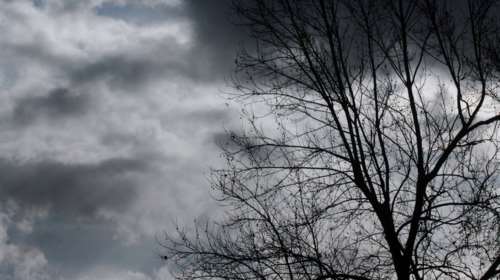 Αλλάζει ο καιρός, βροχές και μικρή πτώση της θερμοκρασίας