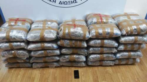 Στα πράσα 25χρονος με 105 κιλά ακατέργαστης κάνναβης