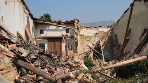 Οκτώ νεκροί από σεισμό 5,5 Ρίχτερ στην Κίνα (ΦΩΤΟ)