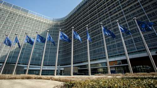 Χαμηλότερη ανάπτυξη 2,1% για την Ελλάδα προβλέπει η Κομισιόν